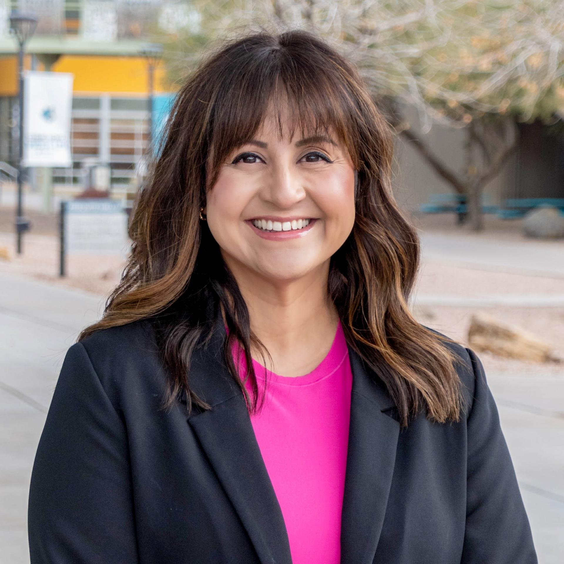  Alejandra Abrams Profile Picture