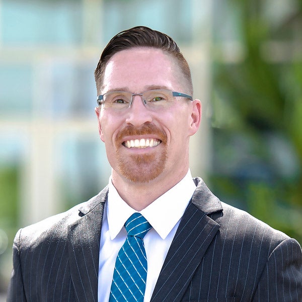 Dr Greg Peterson