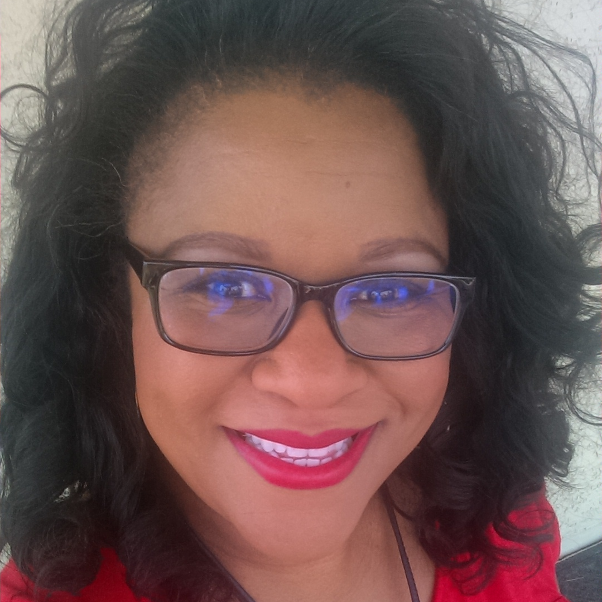 Yvette Strickling Picture Profile