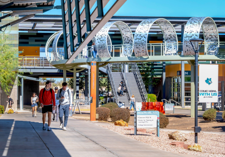 Students walking on CGCC's Pecos campus