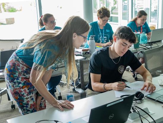 Students attending a workshop at Pecos Campus
