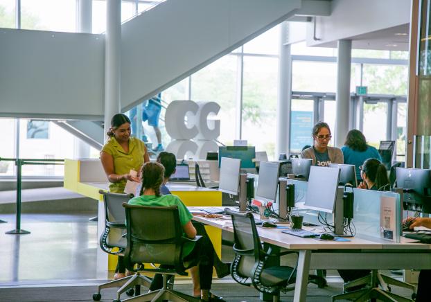 High School College Advisor helping students